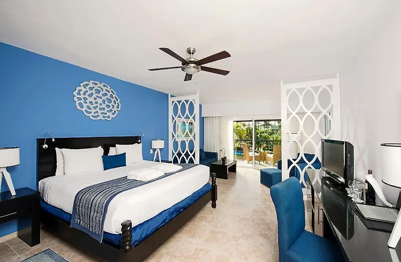 Hotel Ocean Blue And Sand Punta Cana